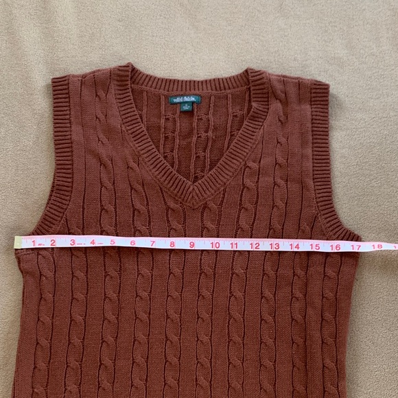 Wild Fable Women's V-Neck Cable Knit Sweater Vest - Brown - Picture 3 of 7